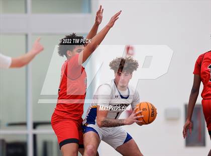 Thumbnail 2 in Fountain Valley @ Lakewood photogallery.