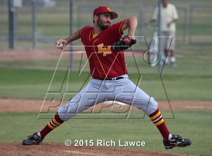 Thumbnail 2 in El Modena @ Esperanza photogallery.
