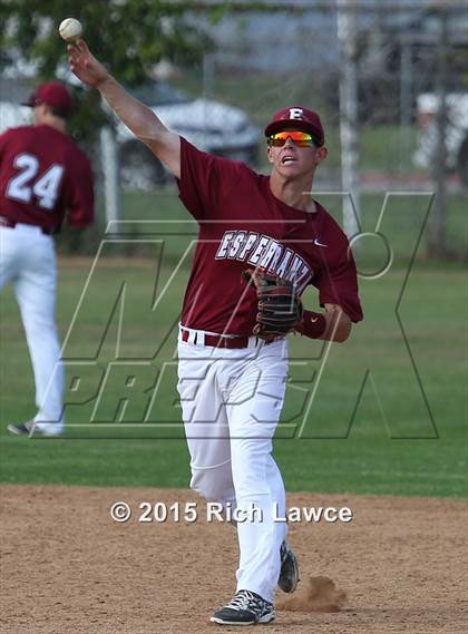 Thumbnail 2 in El Modena @ Esperanza photogallery.