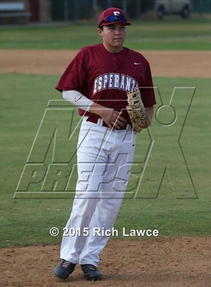 Thumbnail 2 in El Modena @ Esperanza photogallery.