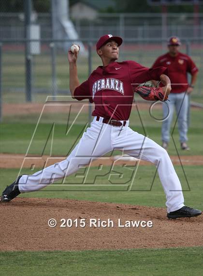 Thumbnail 1 in El Modena @ Esperanza photogallery.