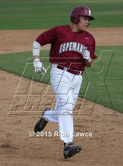 Thumbnail 2 in El Modena @ Esperanza photogallery.