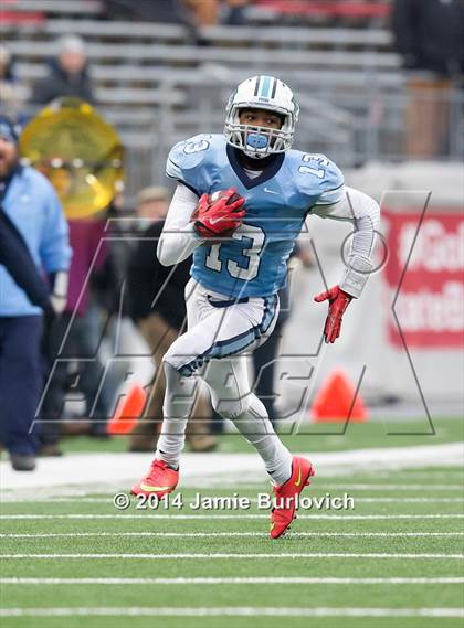 Thumbnail 3 in Archbishop Alter vs. Benedictine (OHSAA Division IV Final) photogallery.