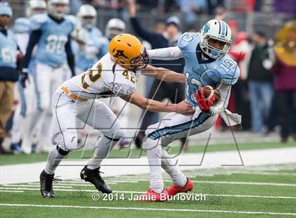 Thumbnail 2 in Archbishop Alter vs. Benedictine (OHSAA Division IV Final) photogallery.
