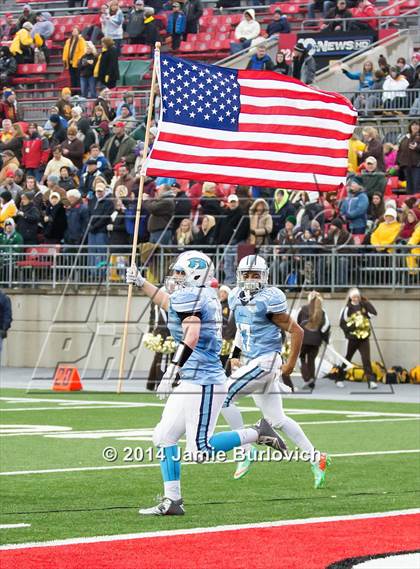 Thumbnail 2 in Archbishop Alter vs. Benedictine (OHSAA Division IV Final) photogallery.