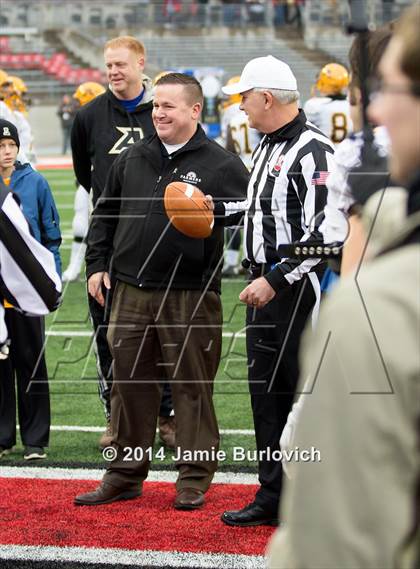 Thumbnail 3 in Archbishop Alter vs. Benedictine (OHSAA Division IV Final) photogallery.
