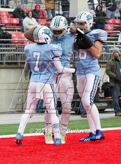 Thumbnail 1 in Archbishop Alter vs. Benedictine (OHSAA Division IV Final) photogallery.