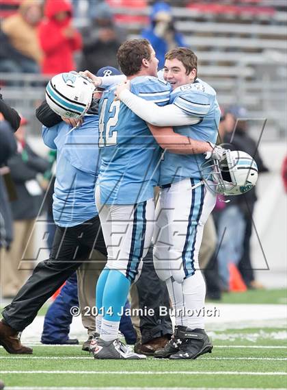 Thumbnail 3 in Archbishop Alter vs. Benedictine (OHSAA Division IV Final) photogallery.