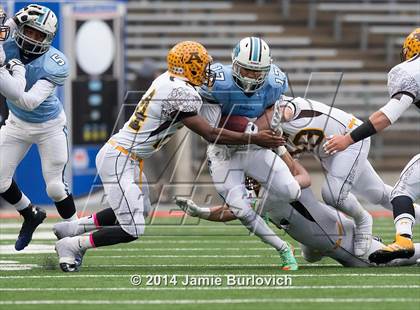 Thumbnail 2 in Archbishop Alter vs. Benedictine (OHSAA Division IV Final) photogallery.