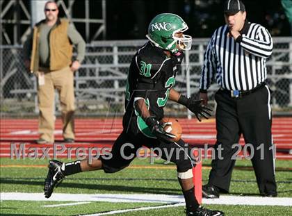 Thumbnail 2 in Cromwell vs. Northwest Catholic (CIAC Class S Semifinal) photogallery.
