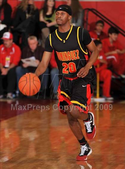 Thumbnail 1 in De La Salle vs. Dominguez (Nike Extravaganza) photogallery.