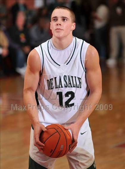 Thumbnail 1 in De La Salle vs. Dominguez (Nike Extravaganza) photogallery.