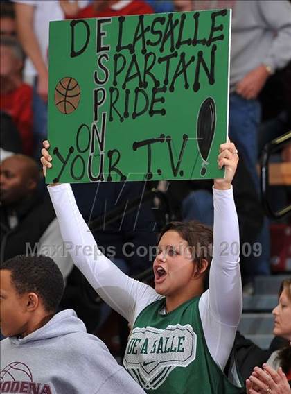 Thumbnail 1 in De La Salle vs. Dominguez (Nike Extravaganza) photogallery.