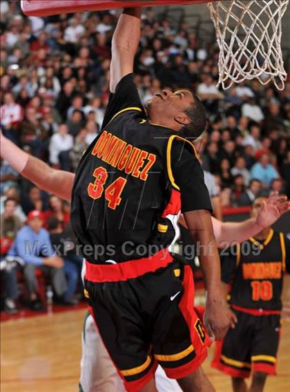 Thumbnail 1 in De La Salle vs. Dominguez (Nike Extravaganza) photogallery.