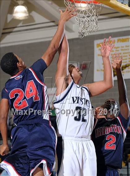 Thumbnail 1 in Pleasant Grove vs. Vista del Lago (Common Good Classic) photogallery.