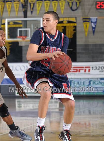 Thumbnail 3 in Pleasant Grove vs. Vista del Lago (Common Good Classic) photogallery.