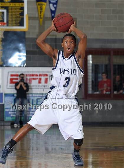 Thumbnail 2 in Pleasant Grove vs. Vista del Lago (Common Good Classic) photogallery.