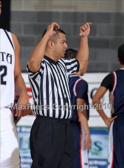 Thumbnail 1 in Pleasant Grove vs. Vista del Lago (Common Good Classic) photogallery.