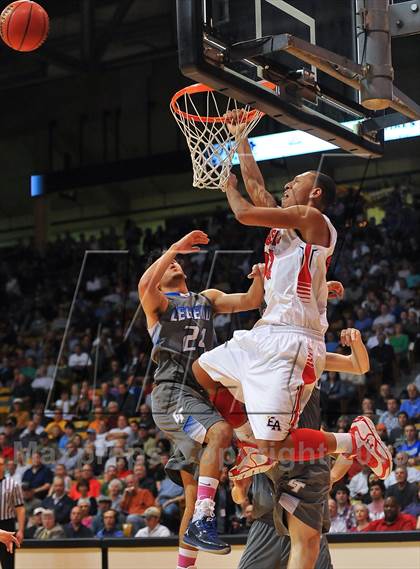 Thumbnail 1 in Denver East vs. Legend (CHSAA 5A Semifinal) photogallery.