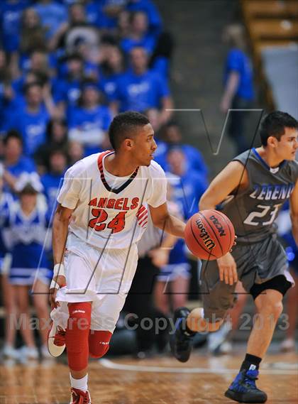 Thumbnail 1 in Denver East vs. Legend (CHSAA 5A Semifinal) photogallery.