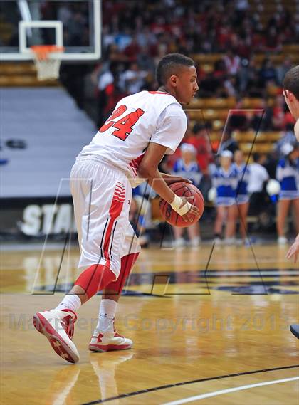 Thumbnail 3 in Denver East vs. Legend (CHSAA 5A Semifinal) photogallery.