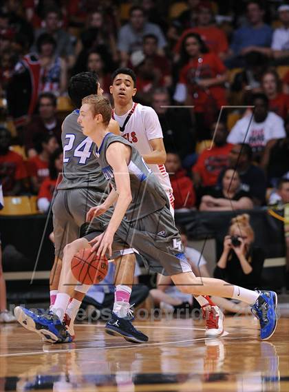 Thumbnail 2 in Denver East vs. Legend (CHSAA 5A Semifinal) photogallery.