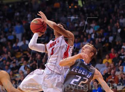 Thumbnail 2 in Denver East vs. Legend (CHSAA 5A Semifinal) photogallery.