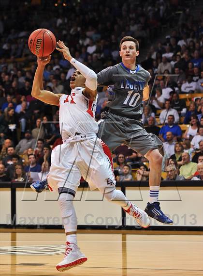 Thumbnail 2 in Denver East vs. Legend (CHSAA 5A Semifinal) photogallery.