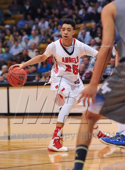 Thumbnail 3 in Denver East vs. Legend (CHSAA 5A Semifinal) photogallery.