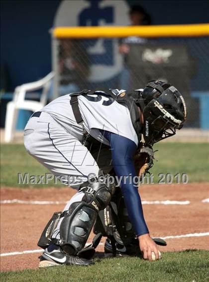 Thumbnail 2 in Gabrielino vs. Providence (St. Paul Easter Tournament) photogallery.