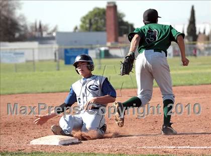 Thumbnail 3 in Gabrielino vs. Providence (St. Paul Easter Tournament) photogallery.