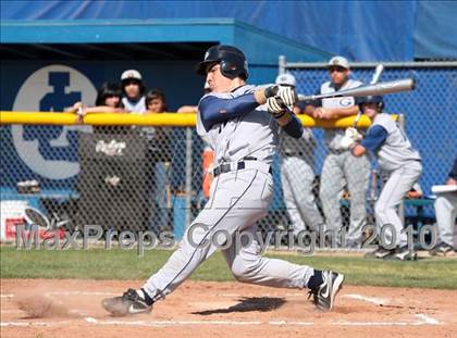 Thumbnail 2 in Gabrielino vs. Providence (St. Paul Easter Tournament) photogallery.