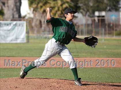 Thumbnail 2 in Gabrielino vs. Providence (St. Paul Easter Tournament) photogallery.