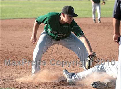 Thumbnail 3 in Gabrielino vs. Providence (St. Paul Easter Tournament) photogallery.