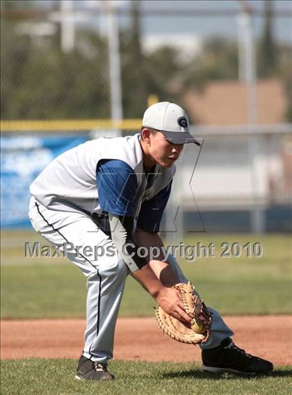 Thumbnail 3 in Gabrielino vs. Providence (St. Paul Easter Tournament) photogallery.
