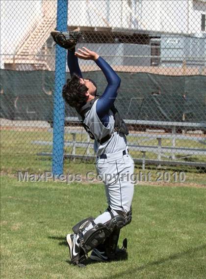 Thumbnail 2 in Gabrielino vs. Providence (St. Paul Easter Tournament) photogallery.