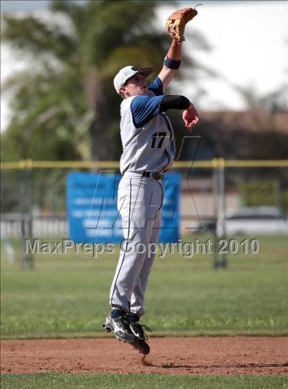 Thumbnail 2 in Gabrielino vs. Providence (St. Paul Easter Tournament) photogallery.