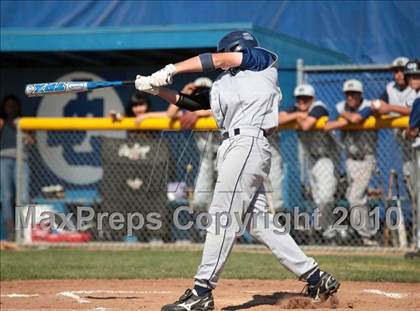 Thumbnail 2 in Gabrielino vs. Providence (St. Paul Easter Tournament) photogallery.