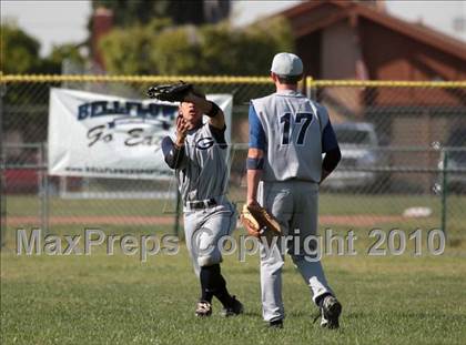 Thumbnail 3 in Gabrielino vs. Providence (St. Paul Easter Tournament) photogallery.