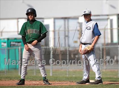 Thumbnail 3 in Gabrielino vs. Providence (St. Paul Easter Tournament) photogallery.