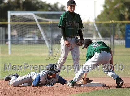 Thumbnail 2 in Gabrielino vs. Providence (St. Paul Easter Tournament) photogallery.