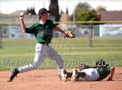 Thumbnail 3 in Gabrielino vs. Providence (St. Paul Easter Tournament) photogallery.