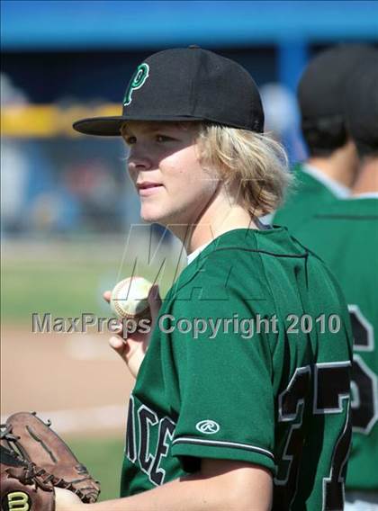 Thumbnail 1 in Gabrielino vs. Providence (St. Paul Easter Tournament) photogallery.