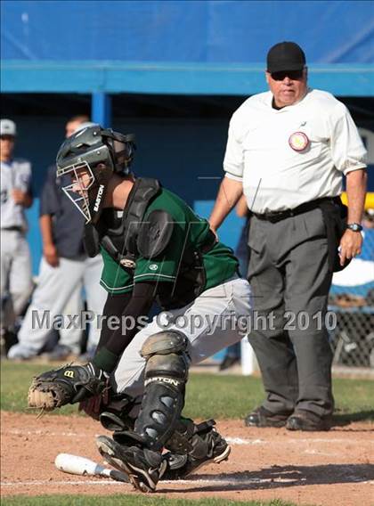 Thumbnail 2 in Gabrielino vs. Providence (St. Paul Easter Tournament) photogallery.