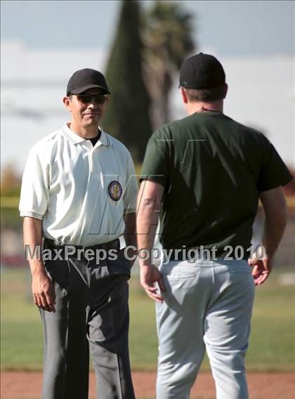 Thumbnail 1 in Gabrielino vs. Providence (St. Paul Easter Tournament) photogallery.