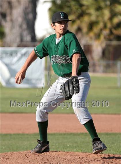 Thumbnail 2 in Gabrielino vs. Providence (St. Paul Easter Tournament) photogallery.