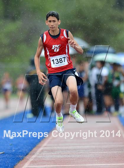 Thumbnail 3 in Rocklin Thunder Invitational photogallery.