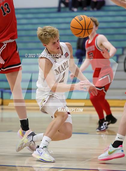 Thumbnail 2 in Grantsville vs. Maple Mountain (Eagle Holiday Shootout) photogallery.