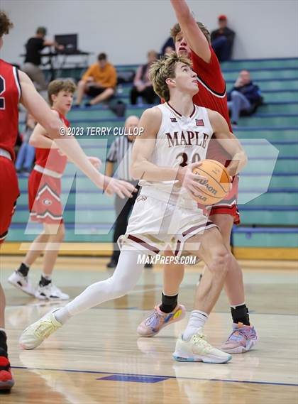 Thumbnail 3 in Grantsville vs. Maple Mountain (Eagle Holiday Shootout) photogallery.