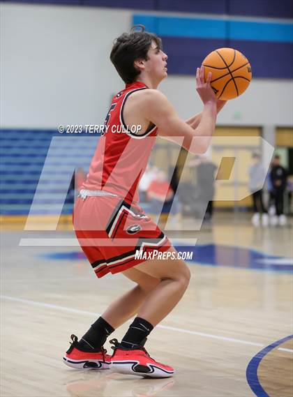 Thumbnail 3 in Grantsville vs. Maple Mountain (Eagle Holiday Shootout) photogallery.